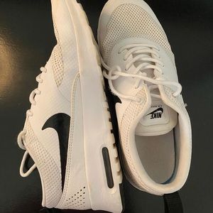 Womens Nike Air Max Thea tennis shoes